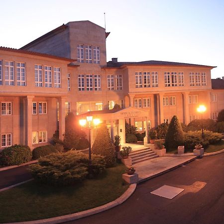 Gran Hotel Los Abetos ซานติอาโก เด กอมโปสเตลา ภายนอก รูปภาพ