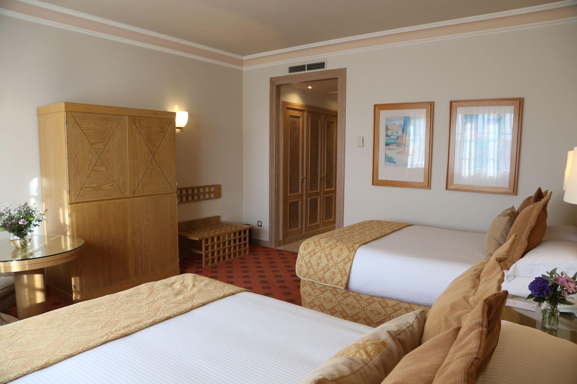 Gran Hotel Los Abetos ซานติอาโก เด กอมโปสเตลา ภายนอก รูปภาพ