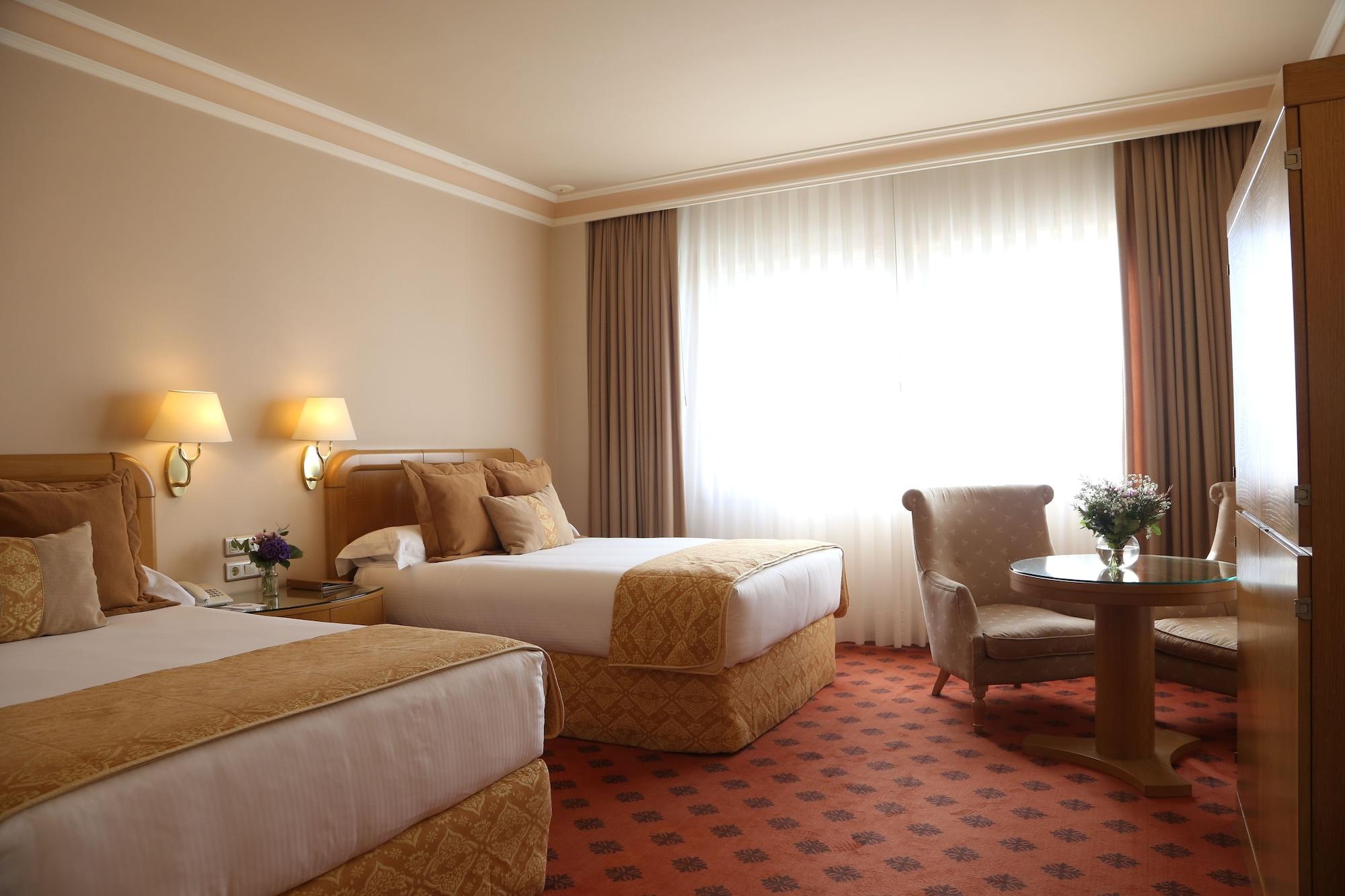 Gran Hotel Los Abetos ซานติอาโก เด กอมโปสเตลา ภายนอก รูปภาพ