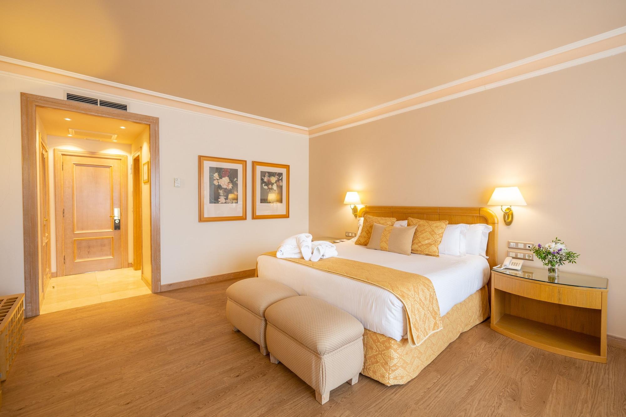 Gran Hotel Los Abetos ซานติอาโก เด กอมโปสเตลา ภายนอก รูปภาพ