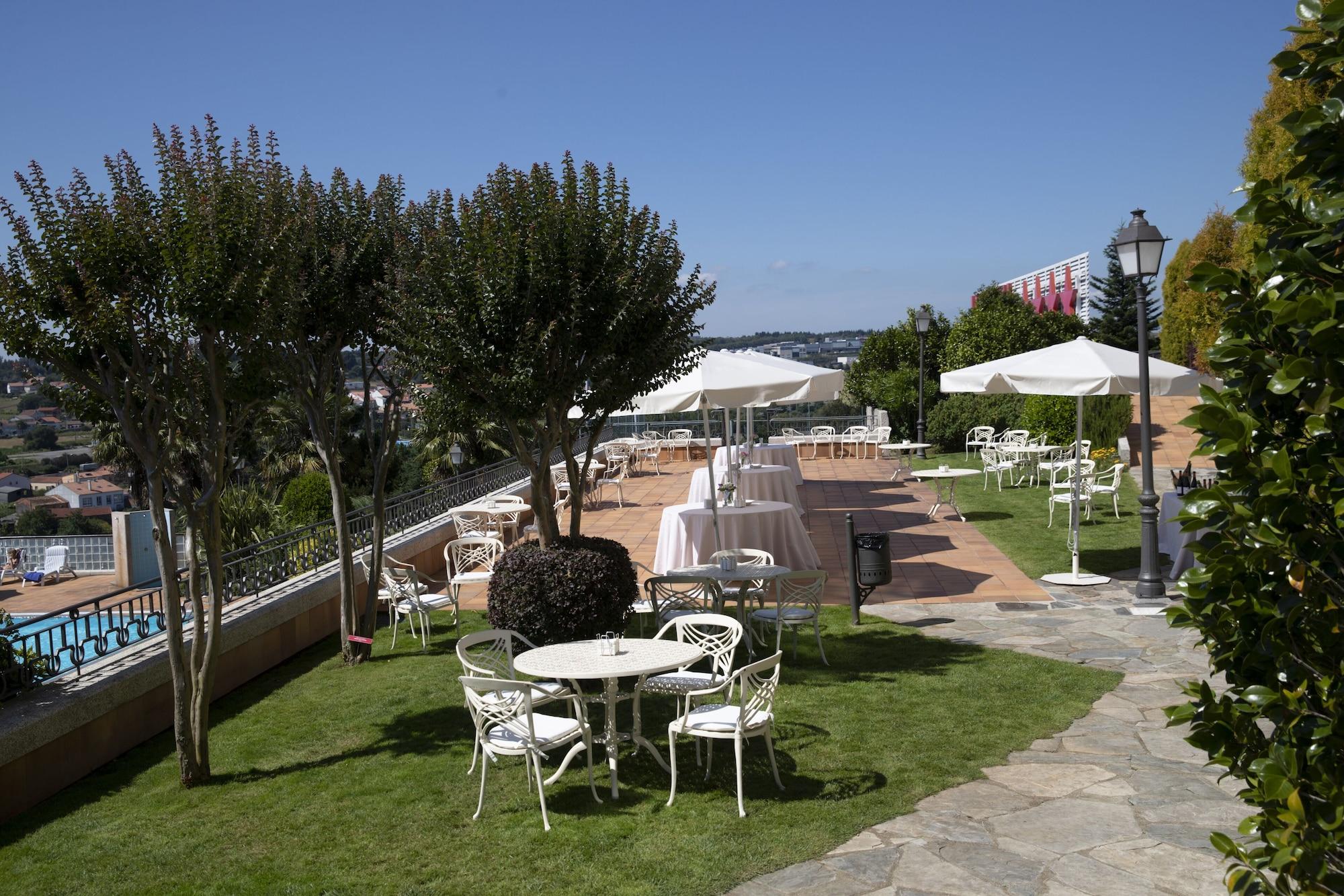Gran Hotel Los Abetos ซานติอาโก เด กอมโปสเตลา ภายนอก รูปภาพ