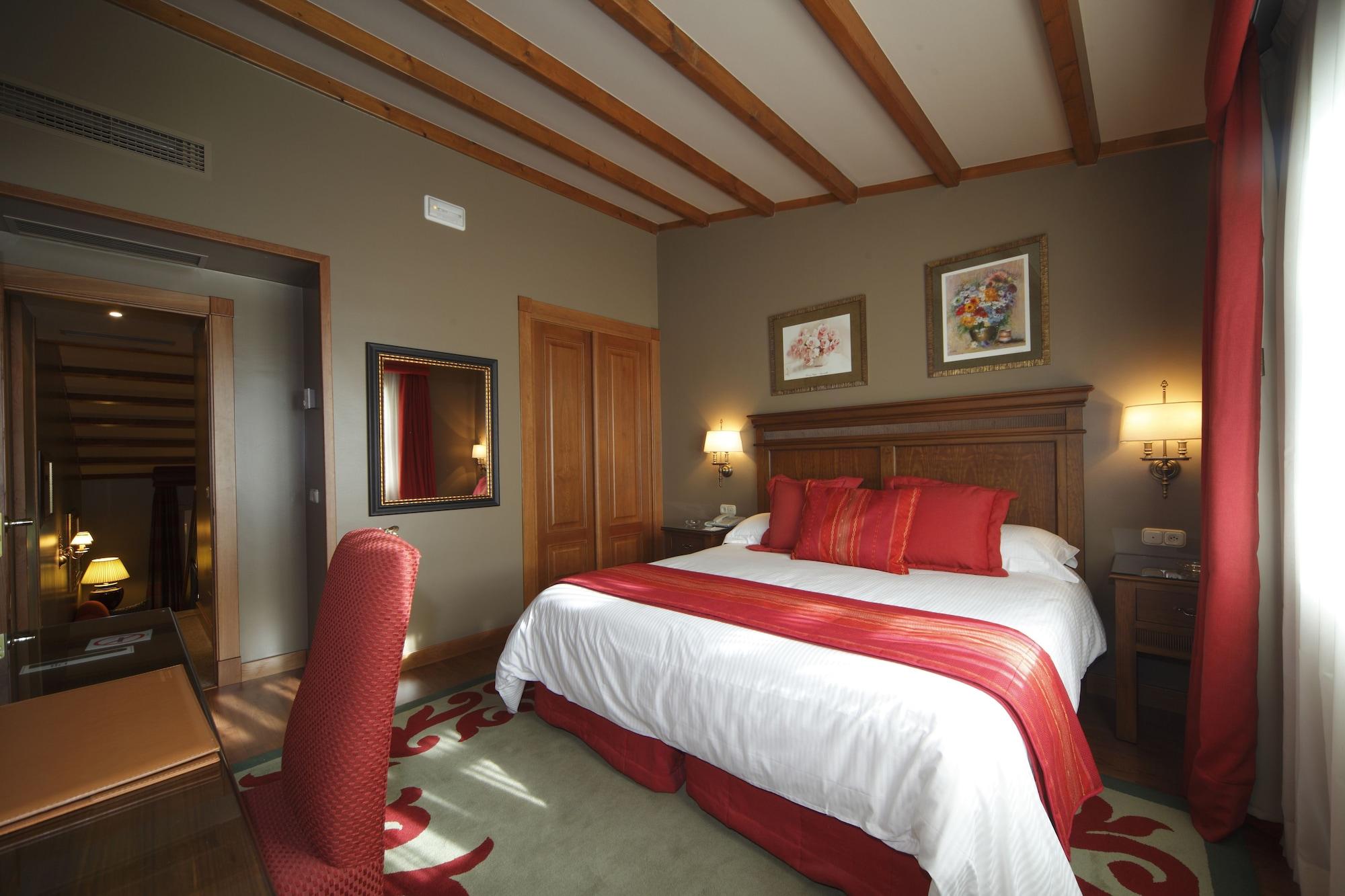 Gran Hotel Los Abetos ซานติอาโก เด กอมโปสเตลา ภายนอก รูปภาพ