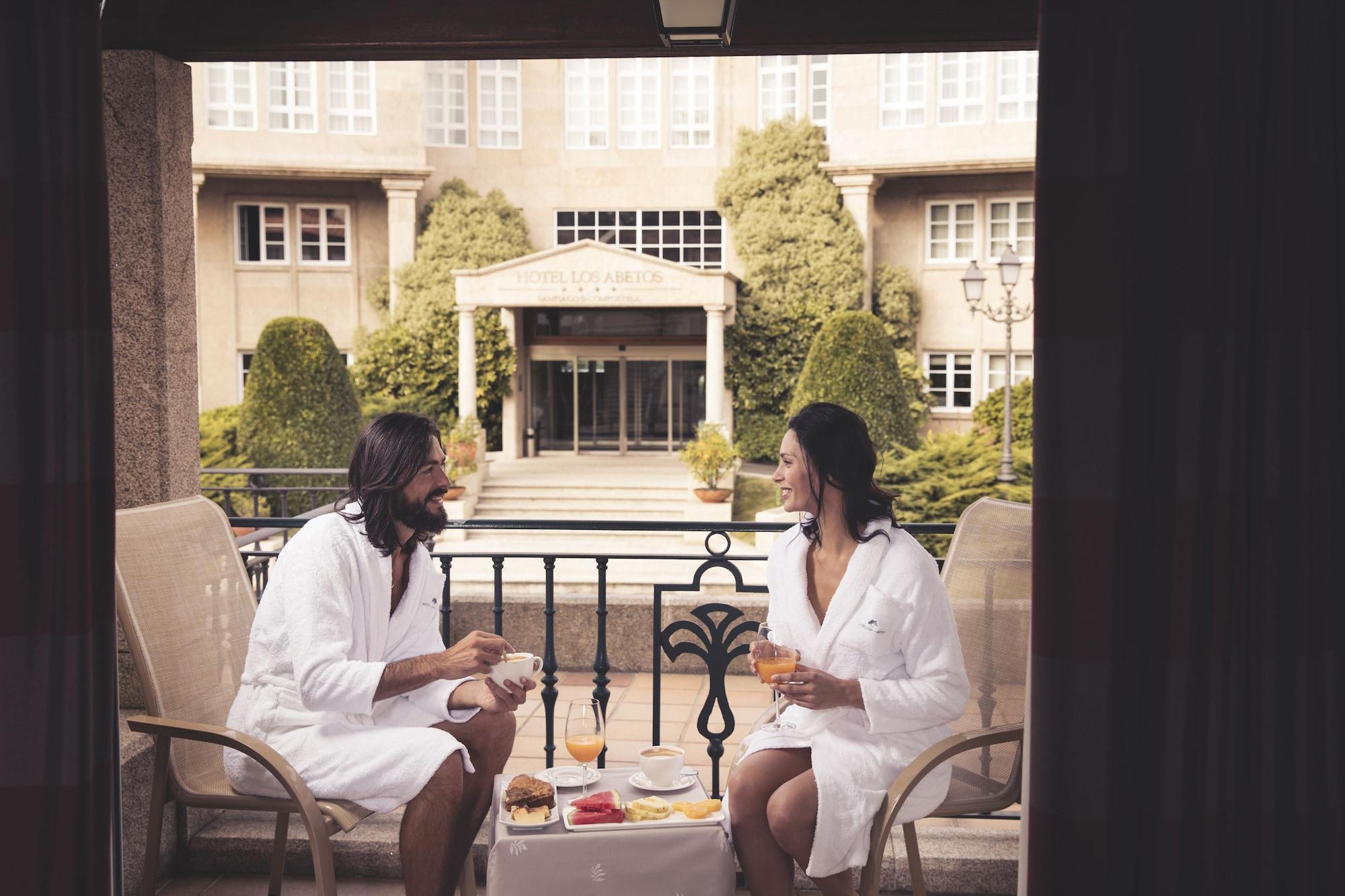 Gran Hotel Los Abetos ซานติอาโก เด กอมโปสเตลา ภายนอก รูปภาพ