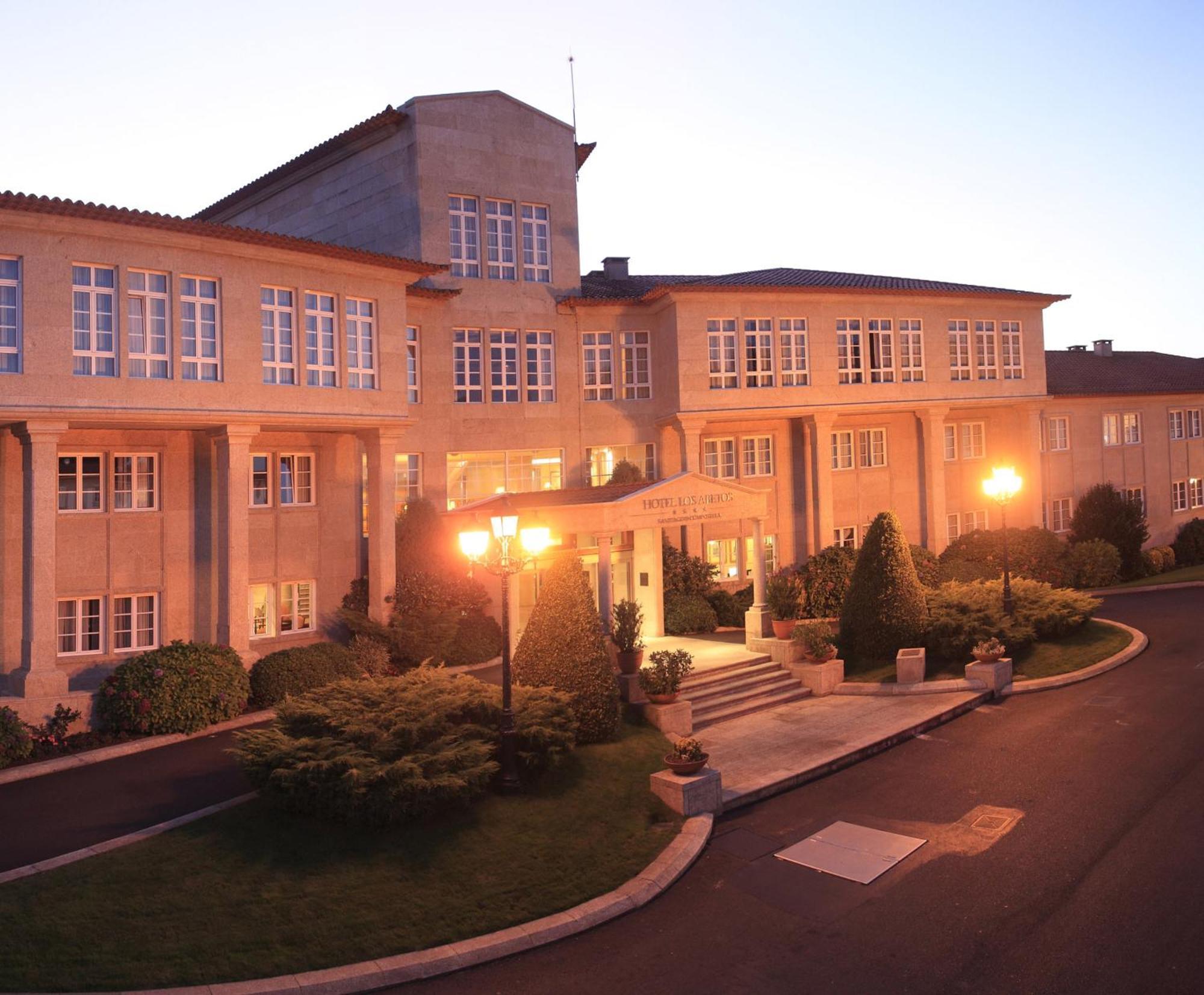 Gran Hotel Los Abetos ซานติอาโก เด กอมโปสเตลา ภายนอก รูปภาพ