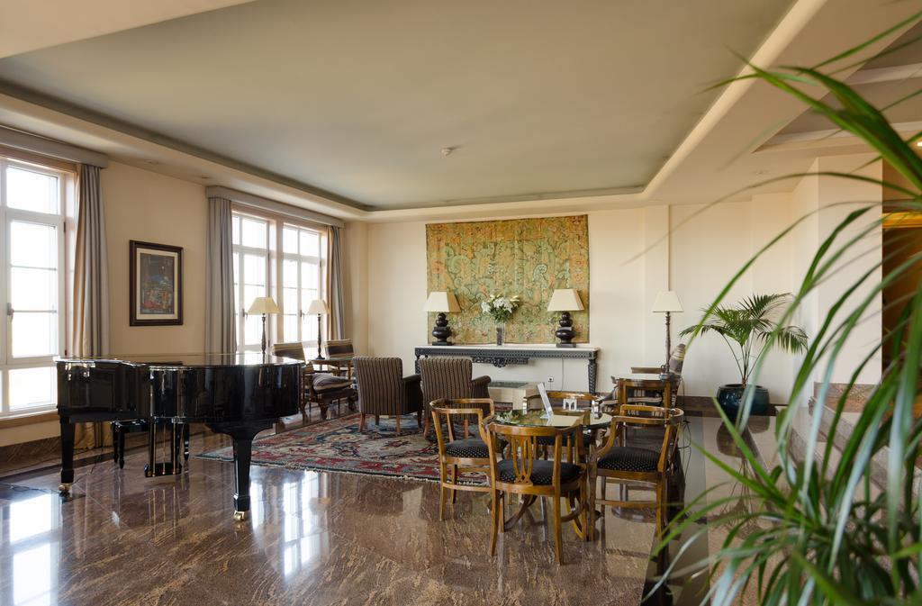 Gran Hotel Los Abetos ซานติอาโก เด กอมโปสเตลา ภายนอก รูปภาพ
